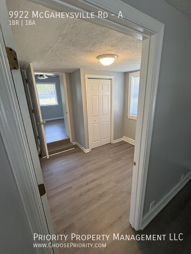 Building Photo - 9922 McGaheysville Rd