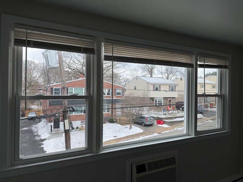 Building Photo - 126 4th Ave