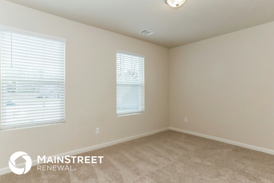 Building Photo - 220 Randy Trce