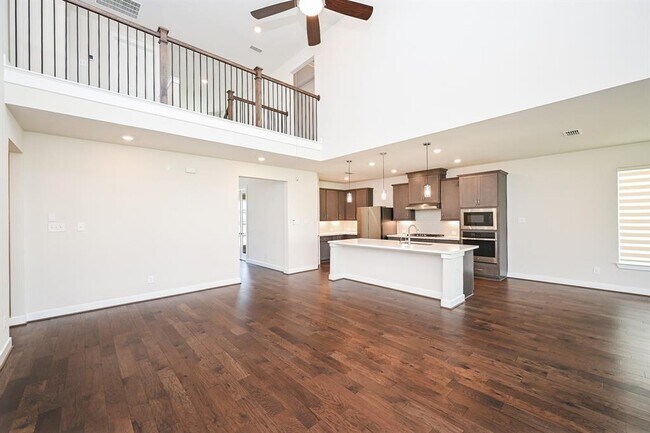 Building Photo - 21827 Erskine Peaks Pl