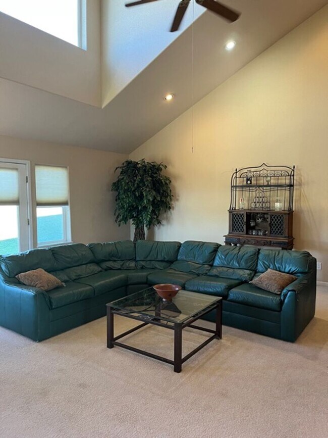 Building Photo - 67 Edinburgh Cir