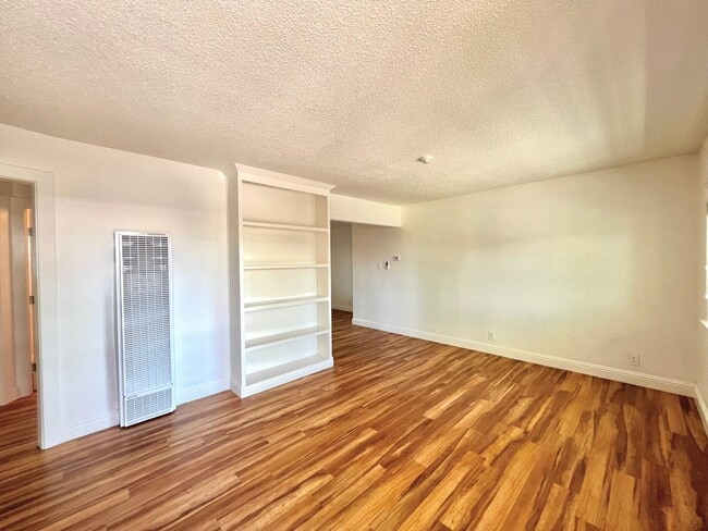 Building Photo - 871 Sonoma Ave