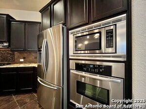 Building Photo - 8123 Poconos Run