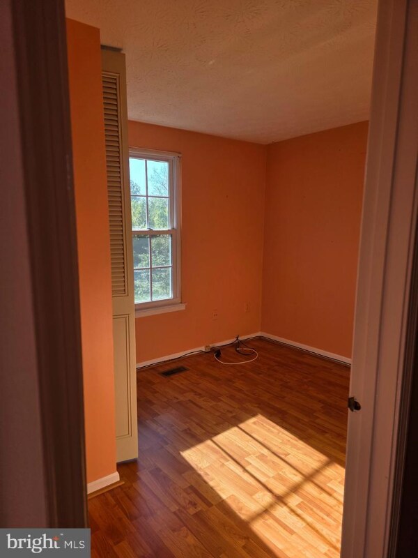 Building Photo - 8530 Castlemill Cir