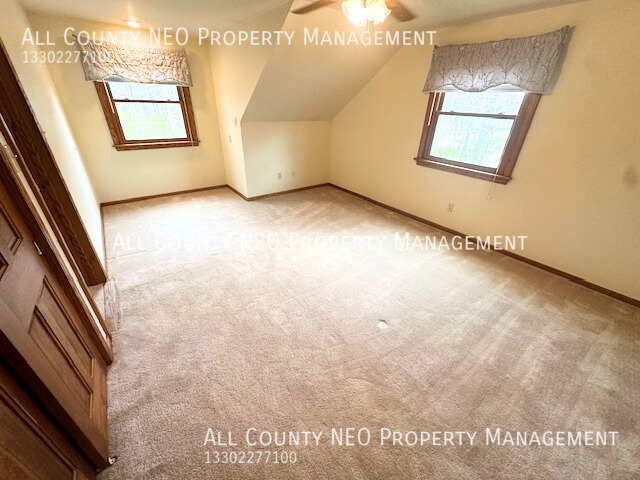 Building Photo - 3-bedroom available in Poland, OH!