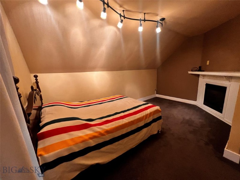 Building Photo - 519 W Park St