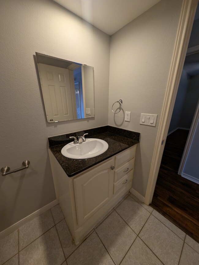 Building Photo - Spacious 3BR 3BA • Attached Garage • Two Patios • Two Primary Suites in Spring