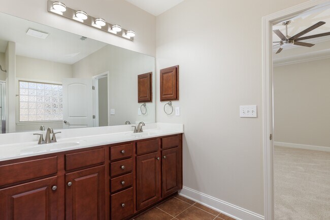 Building Photo - 8317 Anslee Way NW