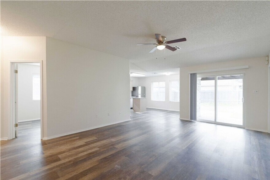 Building Photo - 20902 Gelding Ln