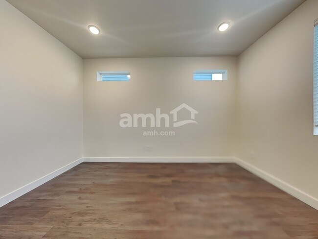 Building Photo - 7829 Verona Loop