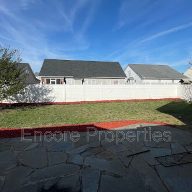 Building Photo - 1240 Chimney Swift Dr