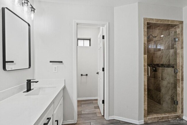 Building Photo - 413 S Los Cerritos Cir