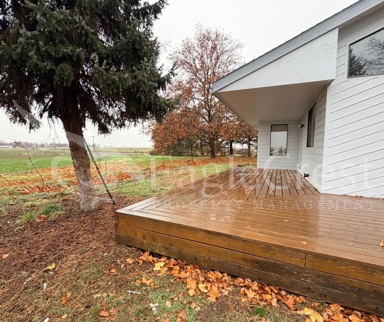 Building Photo - Renovated 3 Bedroom 2.5 Bath Country Home with Mountain Views & Wrap Around Porch!!