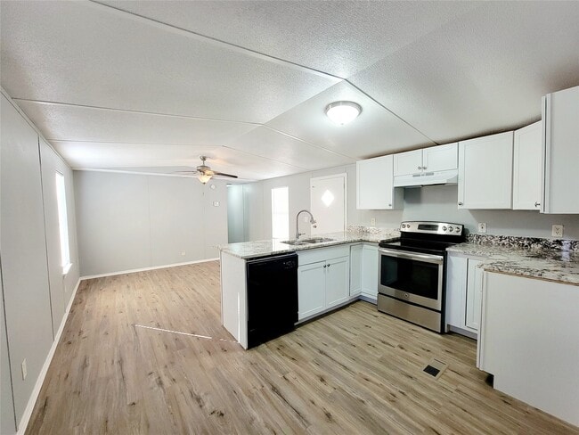 Building Photo - 401 S Woodson St