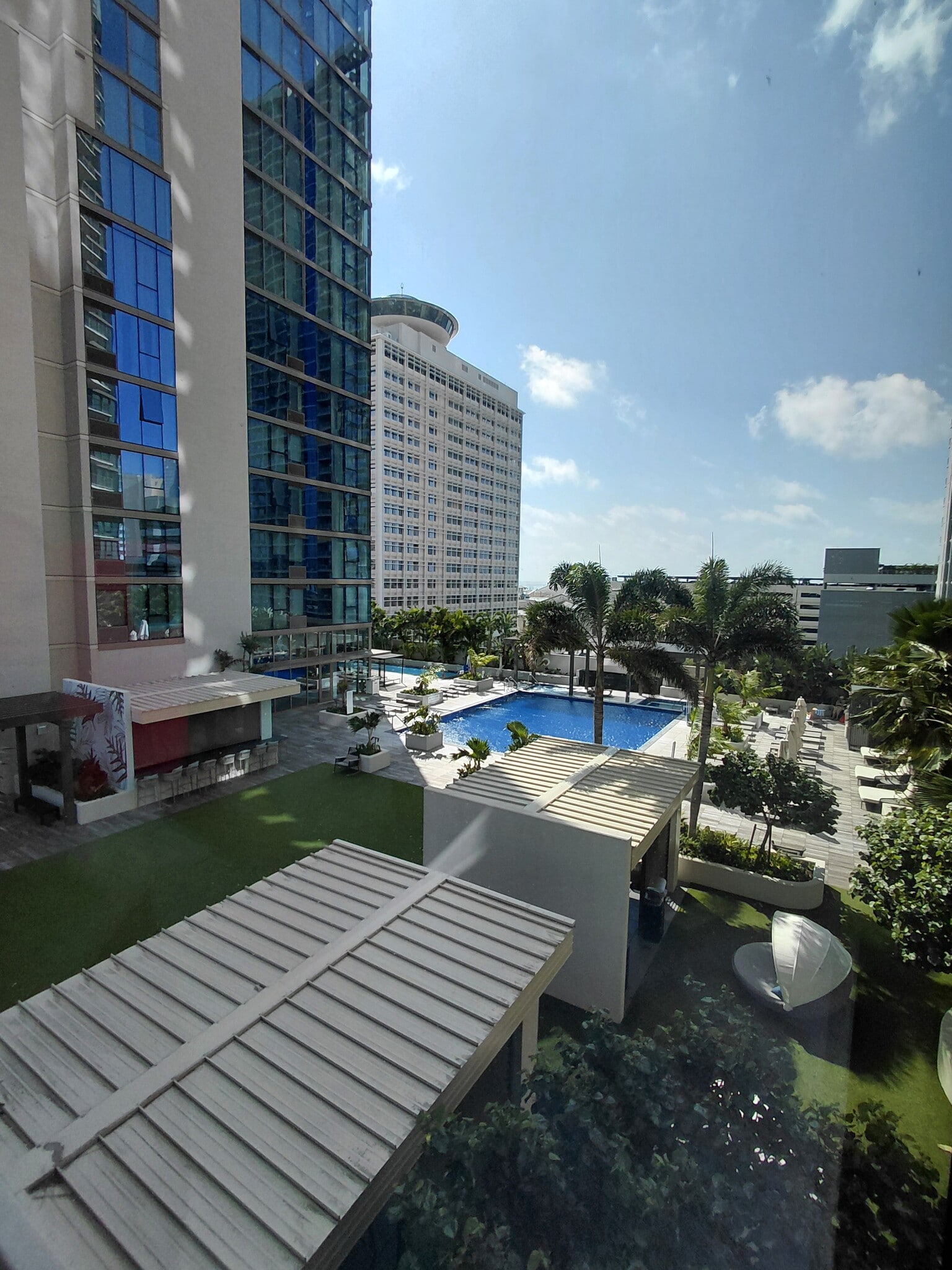 Building Photo - 1388 Kapiolani Blvd