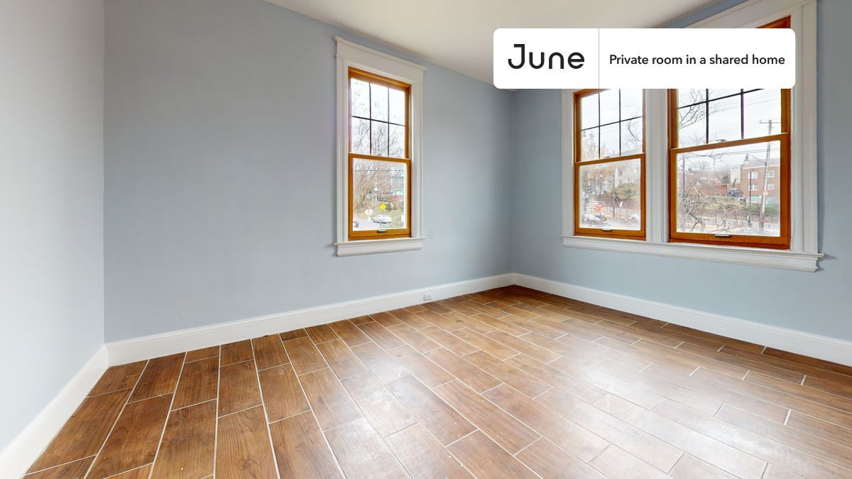 Building Photo - Private bedroom in 7 bed/6 bath Home