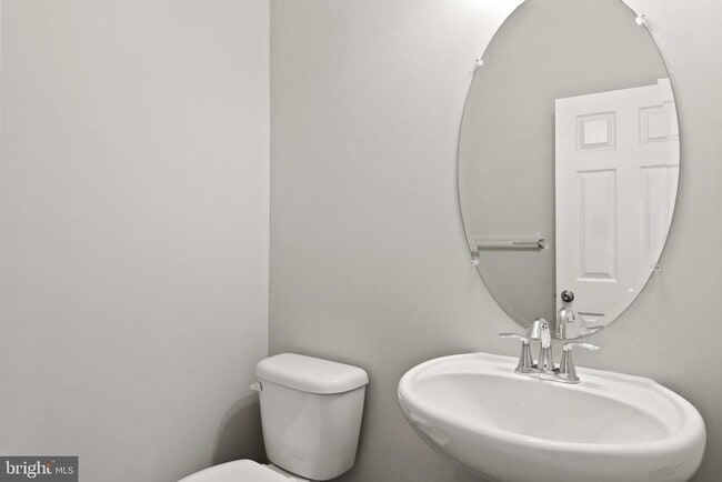 Building Photo - 7814 River Rock Way