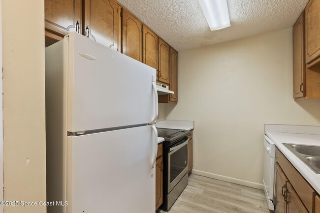 Building Photo - 4442 Dorothy Dr