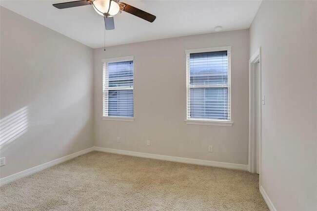 Building Photo - 27623 Dalton Bluff Ct