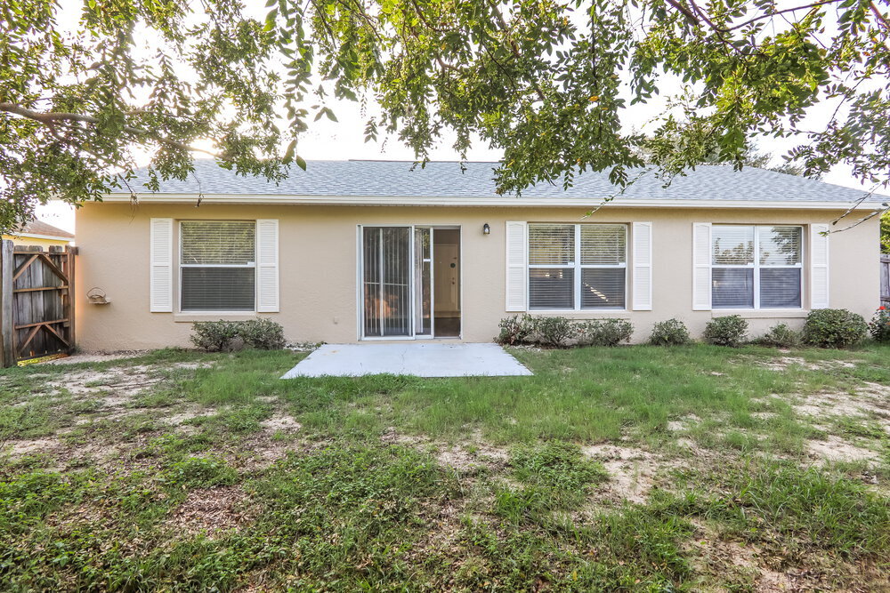 Building Photo - 12148 Woodglen Cir