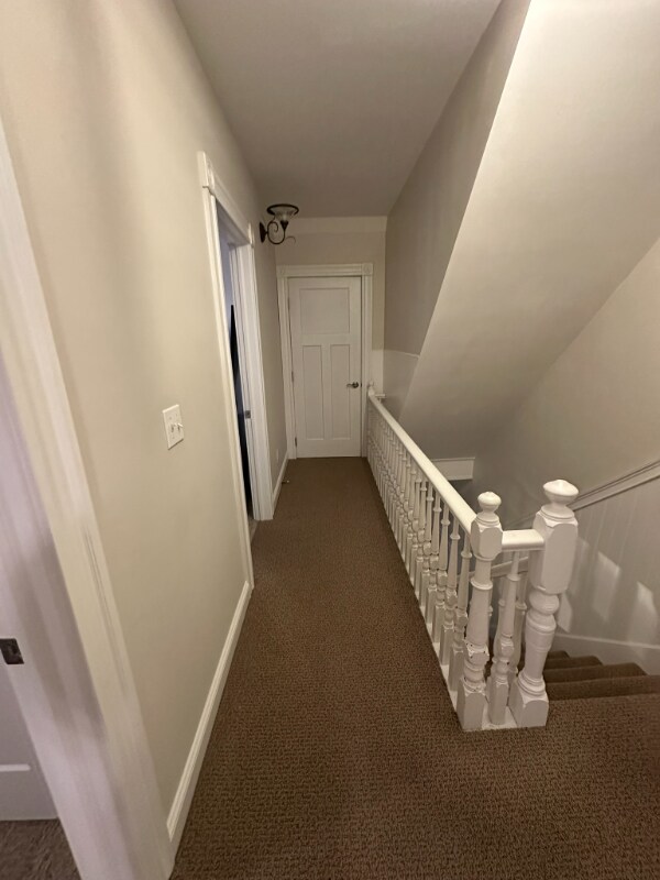 Building Photo - 127 Bartlett St