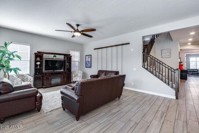 Building Photo - 4627 E Navigator Ln