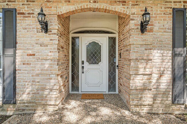Building Photo - 5606 Graystone Ln
