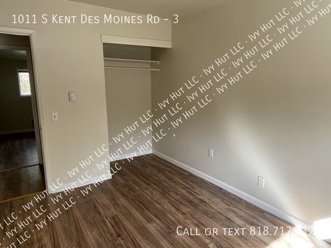 Building Photo - 1011 Kent Des Moines Rd