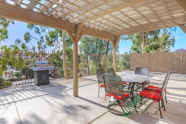 Interior Photo - Newport Gardens Apartments