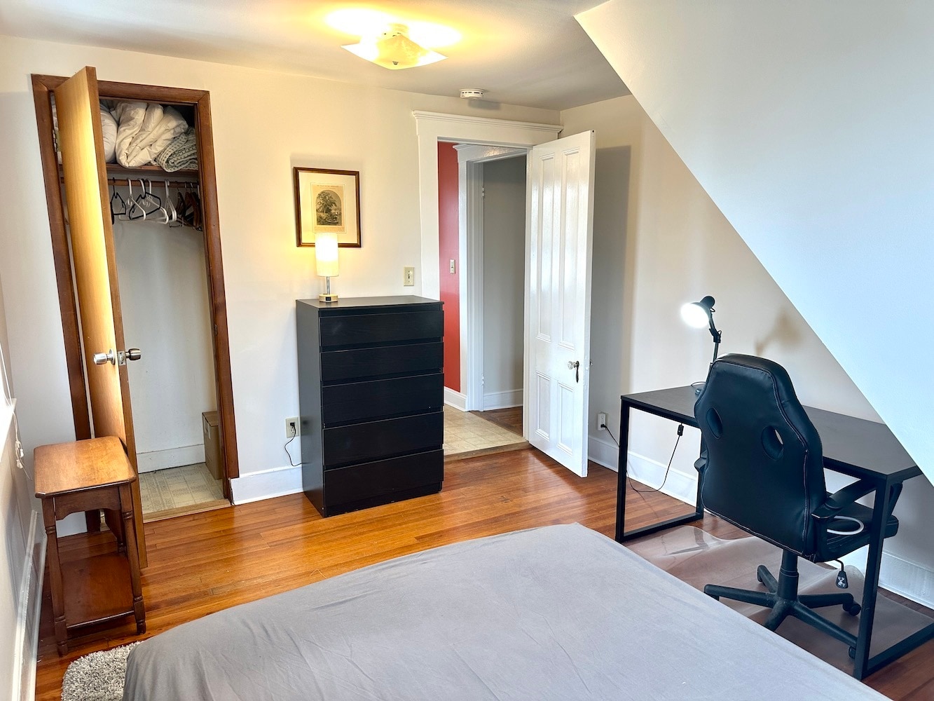 Building Photo - 354 Humphrey St