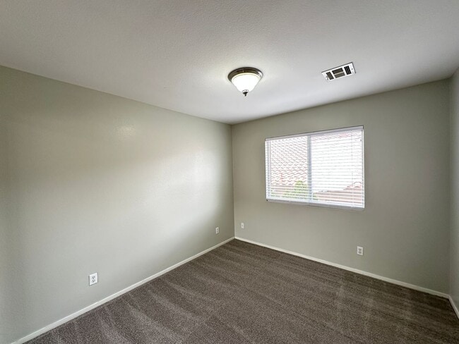 Building Photo - WESTRIDGE AT SUMMERLIN-PHASE 2