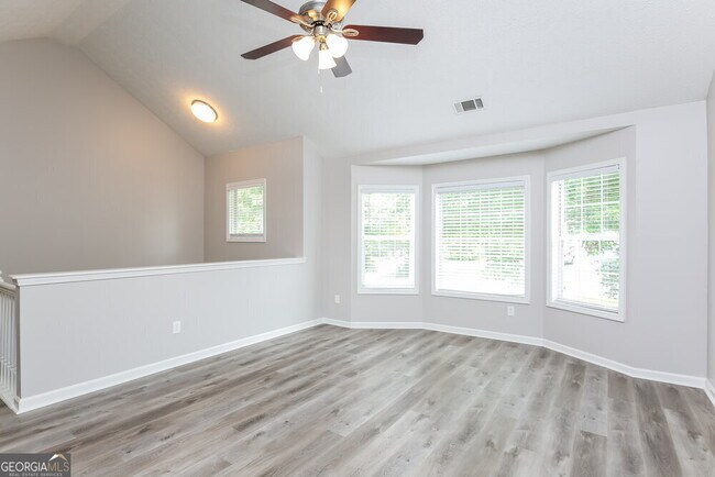 Building Photo - 680 Josh Ln
