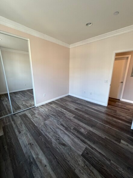Building Photo - 16718 Nicklaus Dr