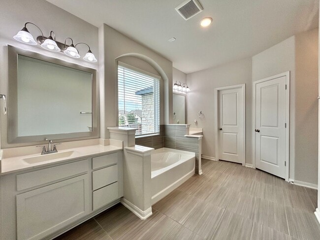 Building Photo - 208 Azalea Spgs Rd