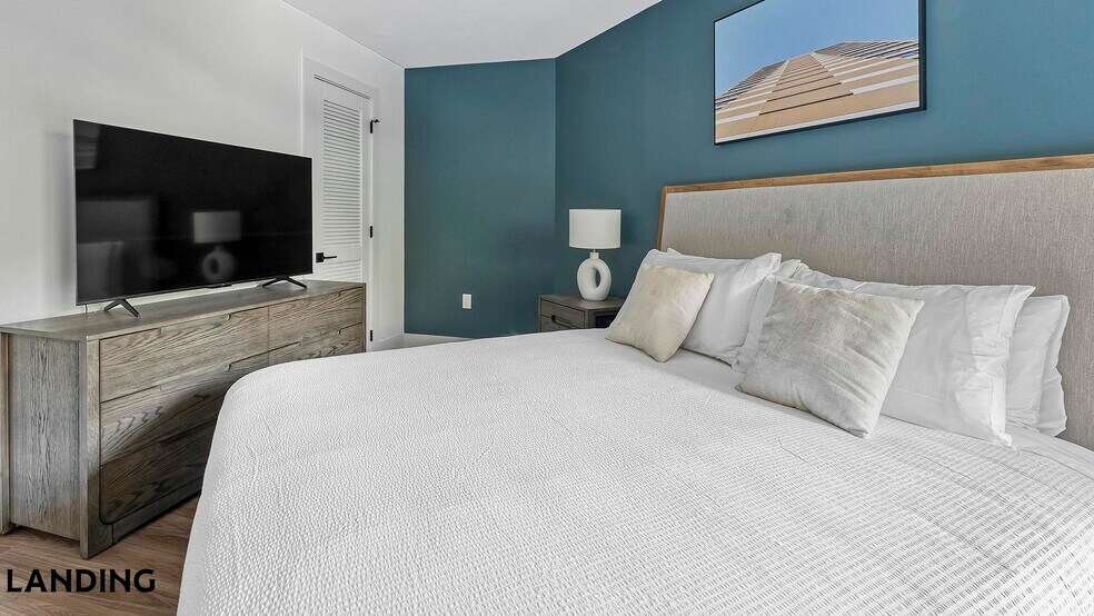 Building Photo - 1550 Clarendon Blvd