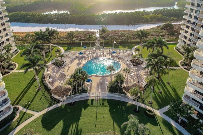 Building Photo - 380 Seaview Ct