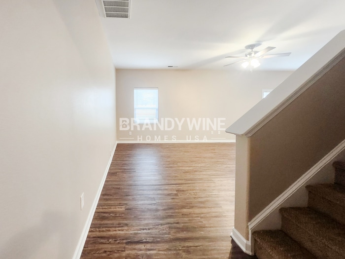 Building Photo - 9531 Weikert Rd