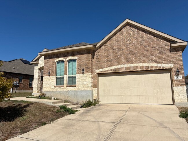 Building Photo - !! MOVE IN SPECIAL: Get 50% OFF!! 4BR/3BA House • In-Unit W/D • Attached Garage  • Backyard in Sa...
