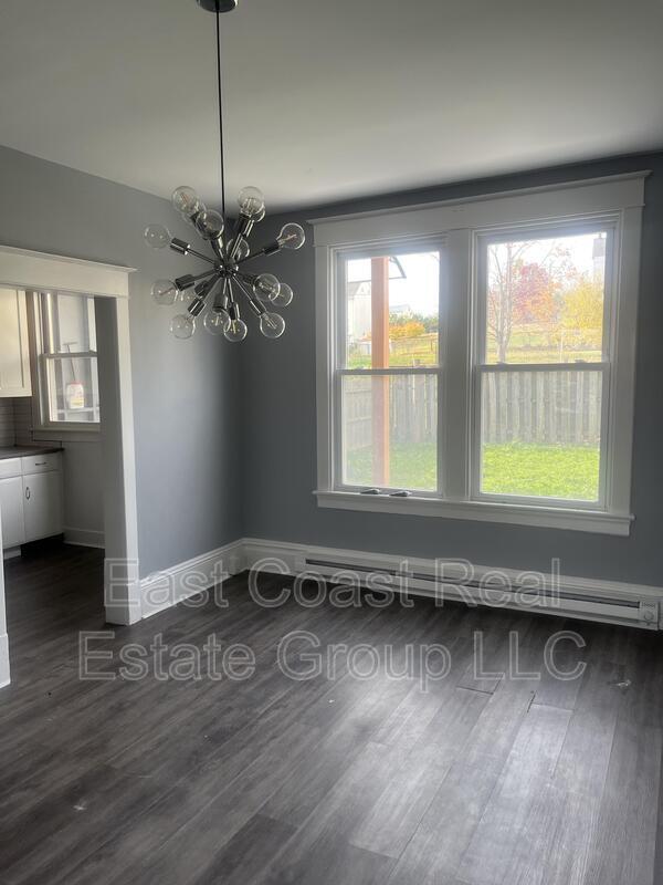 Building Photo - 418 Mitchell Ave