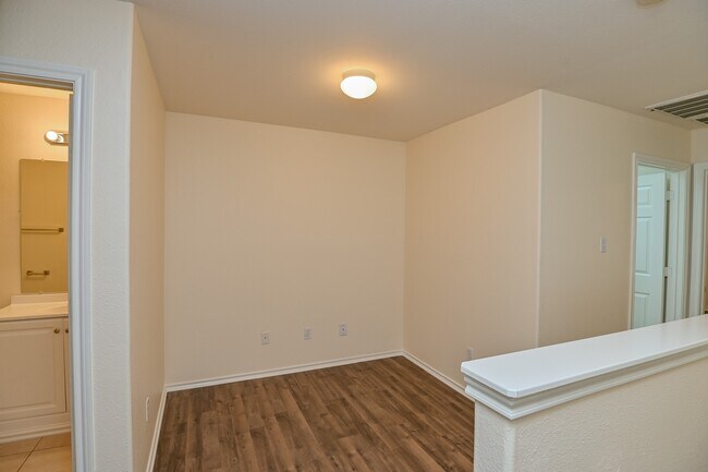 Building Photo - 16827 Bellmoor Ln