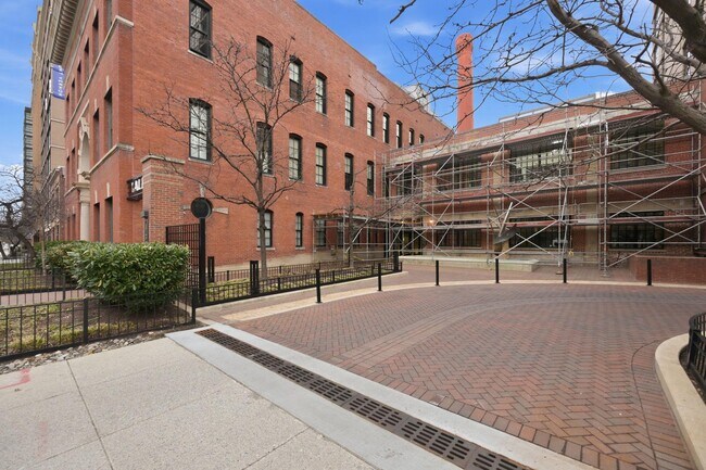Building Photo - 437 New York Ave NW