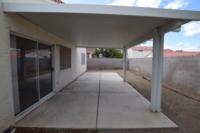 Building Photo - 1024 Clover Tip Ct