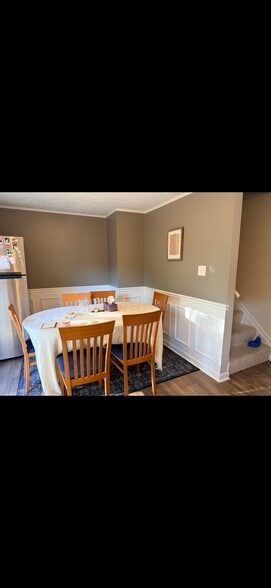 Dinning Room - 3016 N Dale Ln