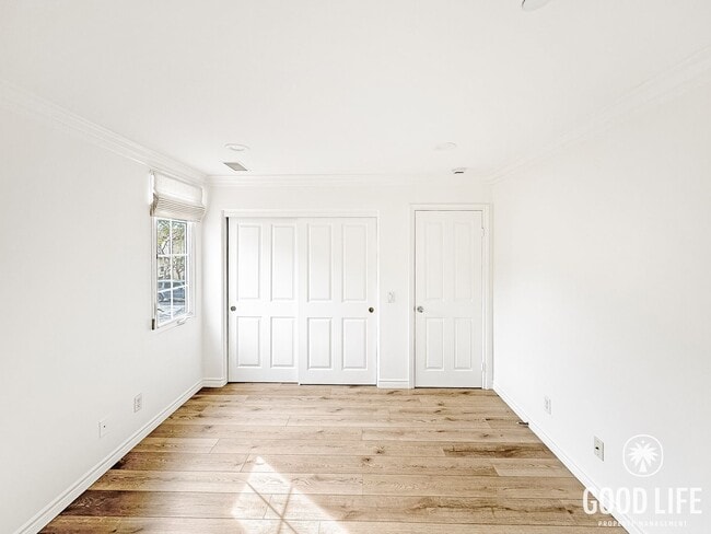 Building Photo - Highly Desired Irvine Living | 3-Bed, Office, Gated Community