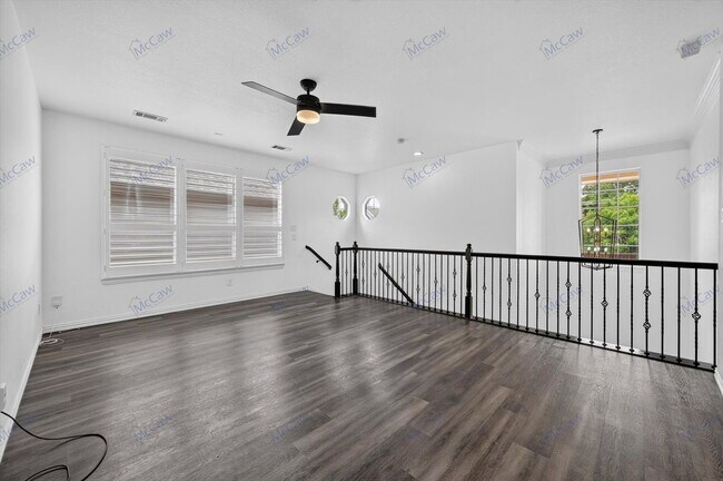 Building Photo - 2208 Grizzly Run Ln