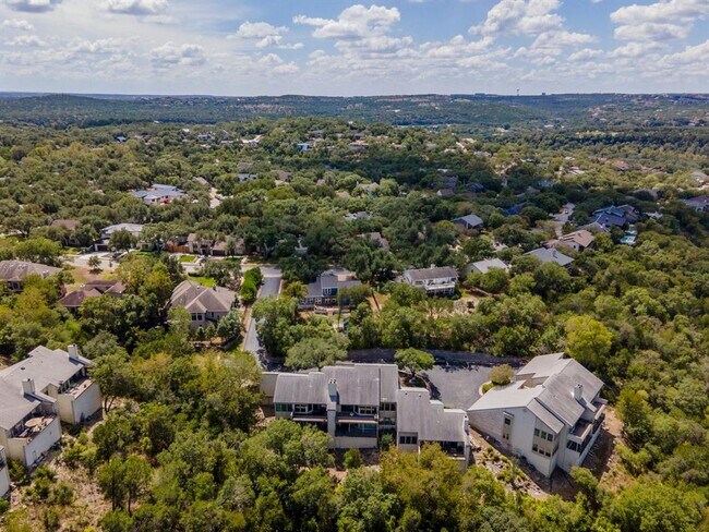 Building Photo - 1520 Ben Crenshaw Way
