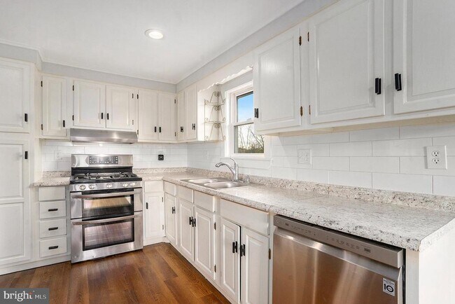 Primary Photo - 1268 Levengood Rd
