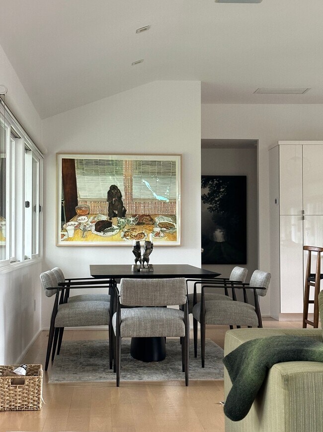 Building Photo - 80 Cliff Dr