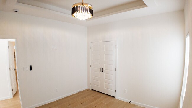 Building Photo - 612 Moar Dr