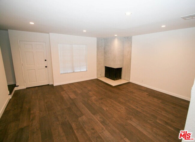 Building Photo - 1418 26th St